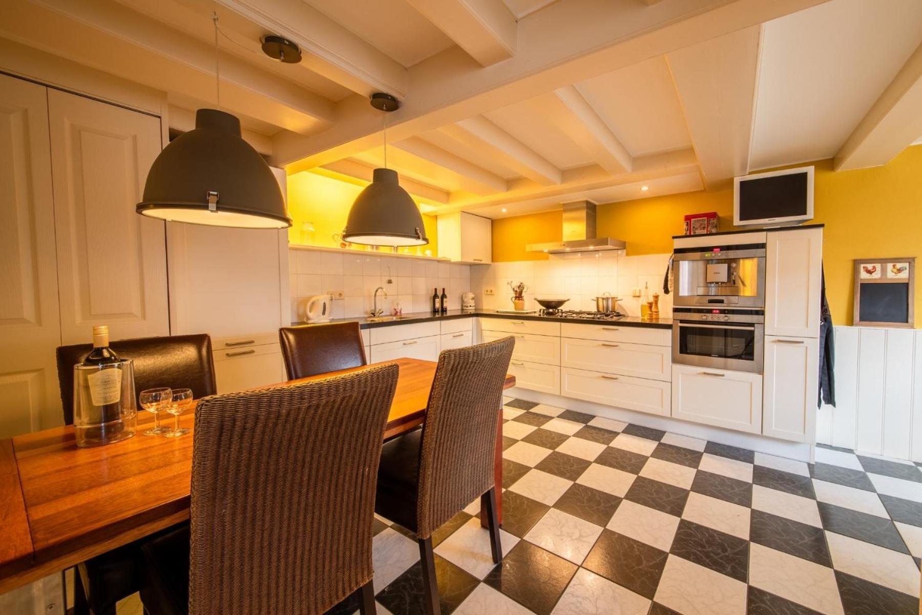 Torenhuis Medemblik Bagian luar foto