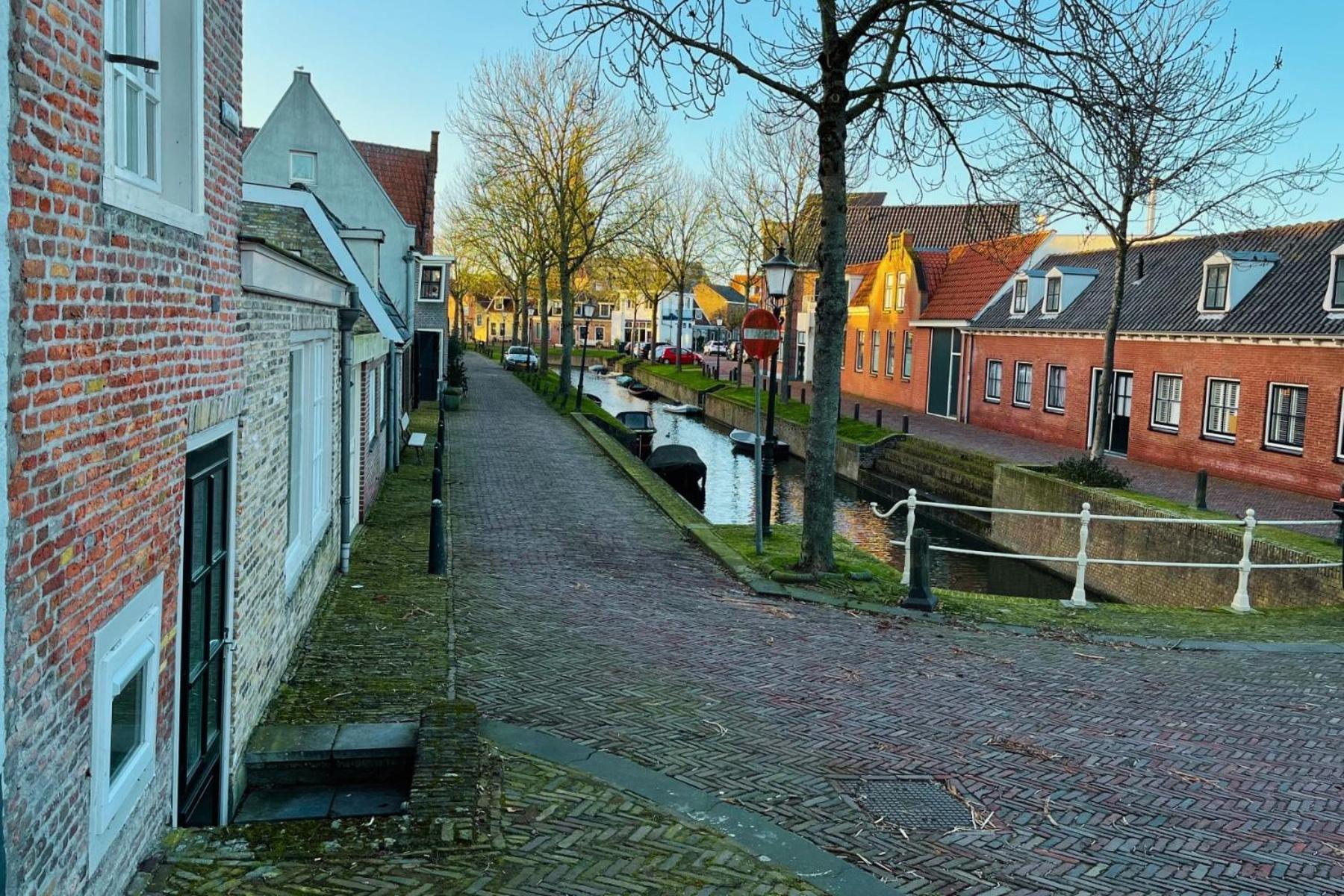 Torenhuis Medemblik Bagian luar foto